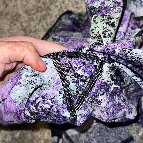 Lululemon Wunder Under Hi-Rise Tight (Nulux 28") Size 4 - Picture 9 of 11